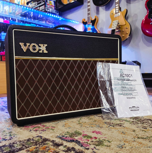 2000 Vox AC10C1 - 1x10 - 10-watt - Combo Tube Amp
