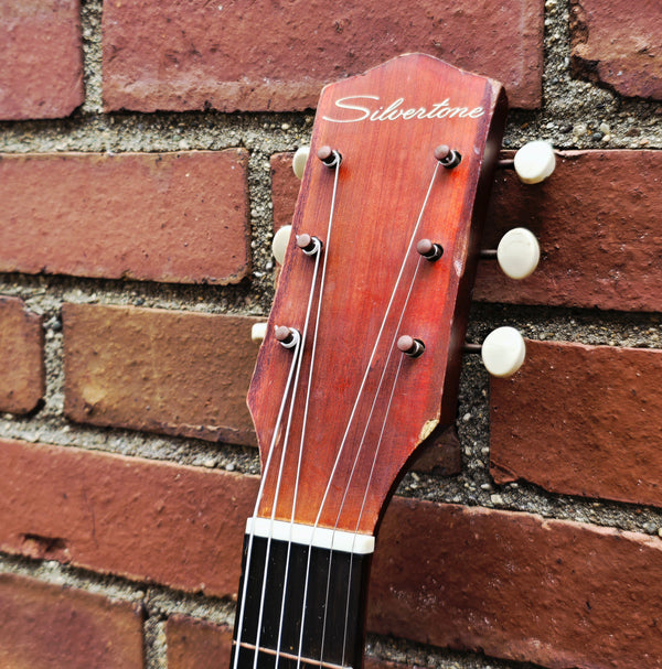 1967 Silvertone Model 641 - H-641 - Cherry Sunburst
