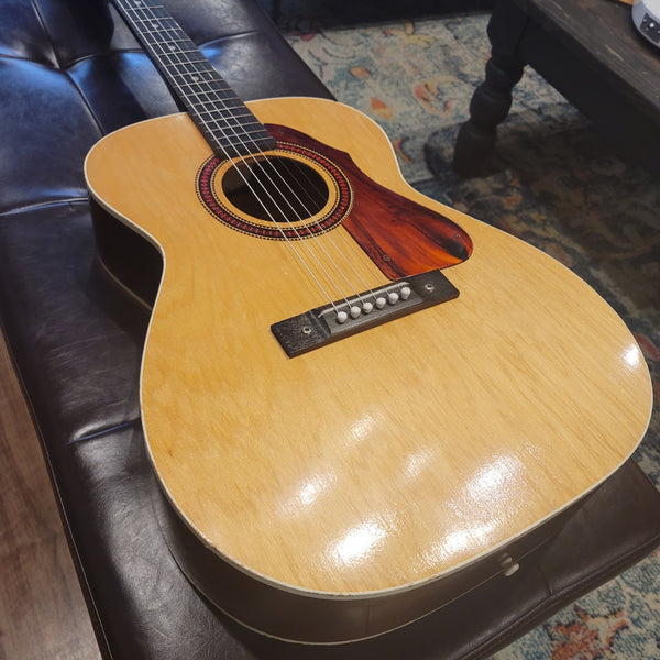 1970 Stella Harmony H942 OM-Sized Acoustic