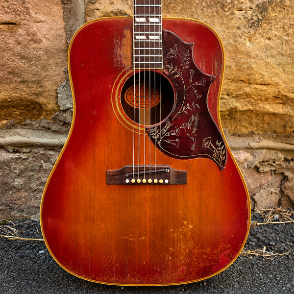 1968 Gibson Hummingbird - w/Hardshell Case