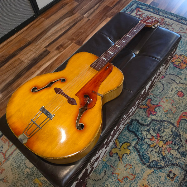 c. 1940 S.S. Stewart 17.25" Professional Archtop Guitar- Buegeleisen & Jacobson - Natural Blonde - w/Case