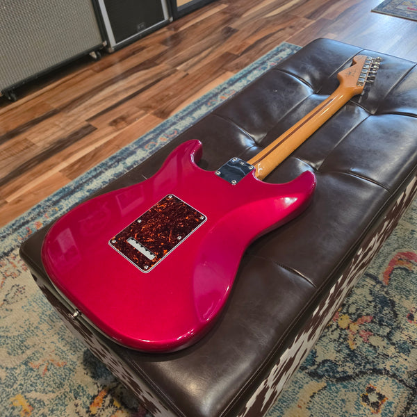 1996 Fender Jimmie Vaughn Tex Mex Stratocaster - MIM - Candy Apple Red - w/Hardshell Case