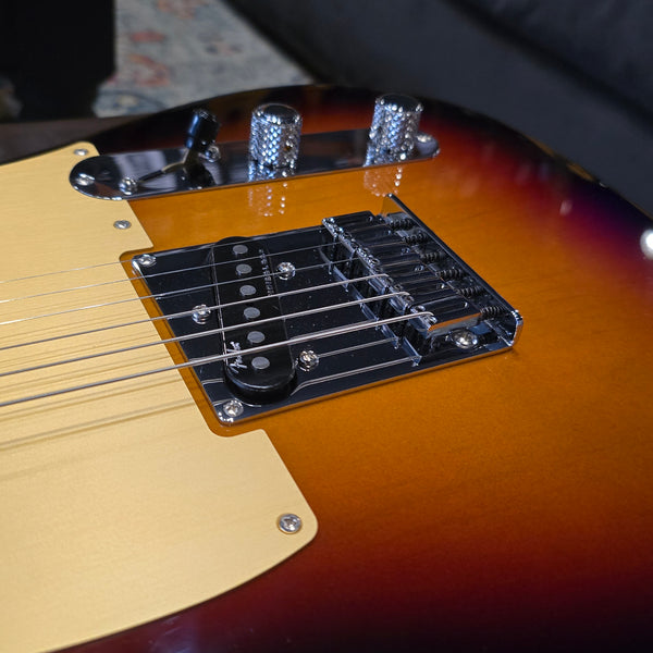 2025 Fender American Ultra II Telecaster - Ultraburst Sunburst - w/OHSC