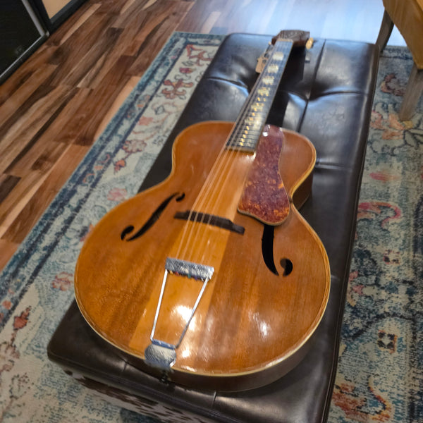 1940 Harmony Patrician H1406 - Archtop Acoustic Guitar - w/Case