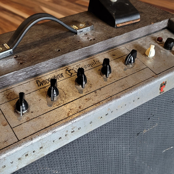 1964 Gibson GA-8T Discoverer Tremolo Amp