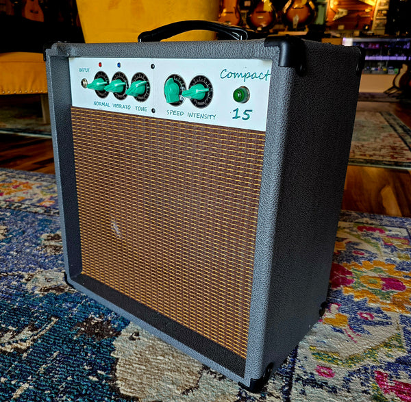 Hunter Amplifiers - The Compact 15 - Vox AC-10 Influenced Tube Combo w/ Tremolo