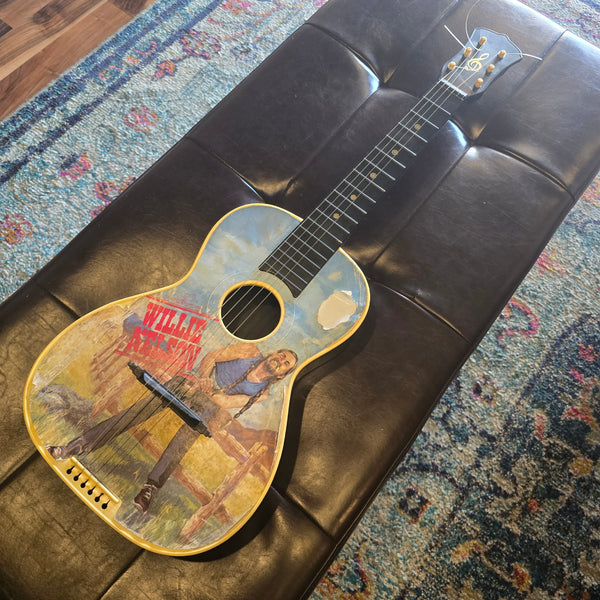 1981 Willie Nelson Graphic Novelty Carnival Toy Guitar