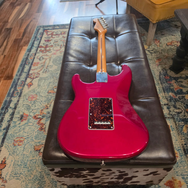 1996 Fender Jimmie Vaughn Tex Mex Stratocaster - MIM - Candy Apple Red - w/Hardshell Case