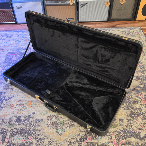NOS Guardian Flying V Hardshell Case - Black Rectangle