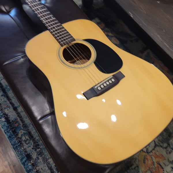 Used Recording King RD-318 Dreadnaught Acoustic