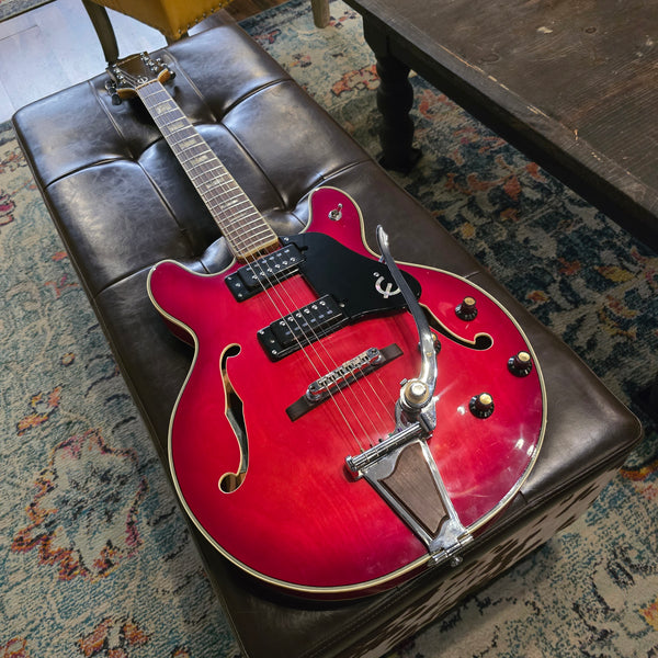 1972 Epiphone EA-250 Hollowbody - Red - w/Gig Bag
