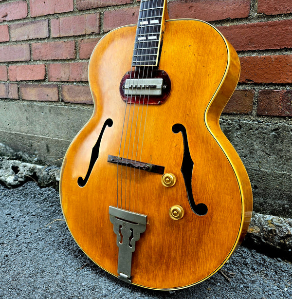 1947 - 1948 Gibson ES-300 N - Natural - Electric Archtop - w/OHSC