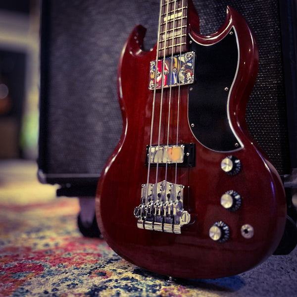 2015 Gibson USA SG Bass - Cherry - w/ OHSC