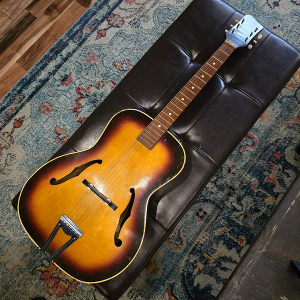 1950s Mystery Archtop - Sunburst - European, Possibly Framus