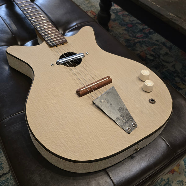 1966 Danelectro Convertible - White - Model 5015