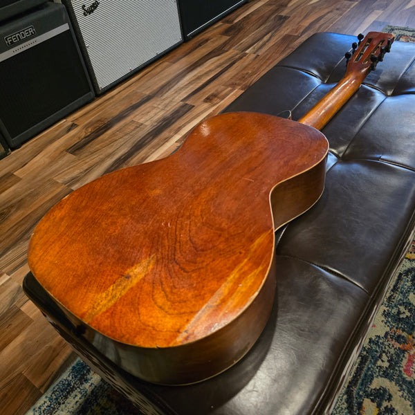 c.1928 Regal Parlor Guitar - X-Braced - Ready to Play! - w/ Case