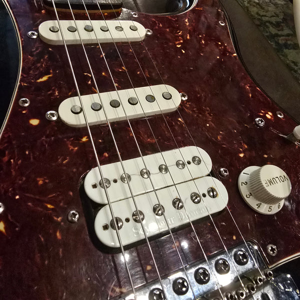 2011 Fender Lone Star Deluxe Strat - Black Stratocaster - Texas Specials + Pearly Gates HSS