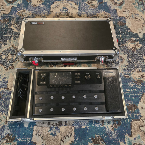 Line 6 Helix Floor Processor Pedal w/Road Case + Packaging