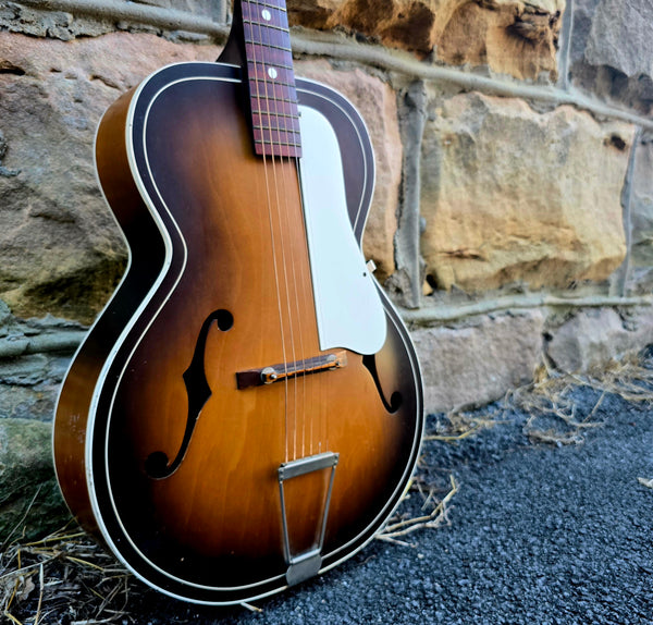 1967 TrueTone Western Auto - Super Auditorium Archtop - Kay Built - Acoustic - Sunburst