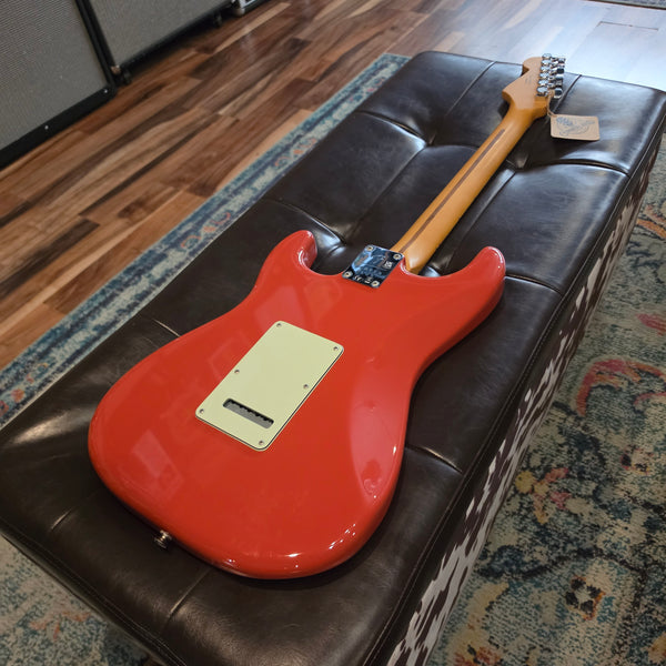 2023 Fender Player Plus HSS Stratocaster - Noiseless + Wide Range - Fiesta Red - w/Gig Bag
