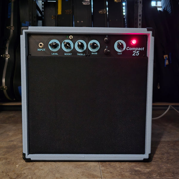 Hunter Amplifiers - Custom Order - Compact 25 - Baby Blue
