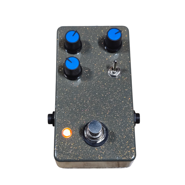 VVCo Sizzorfite - Handwired HAO Rumble Clone - Overdrive / Boost Pedal