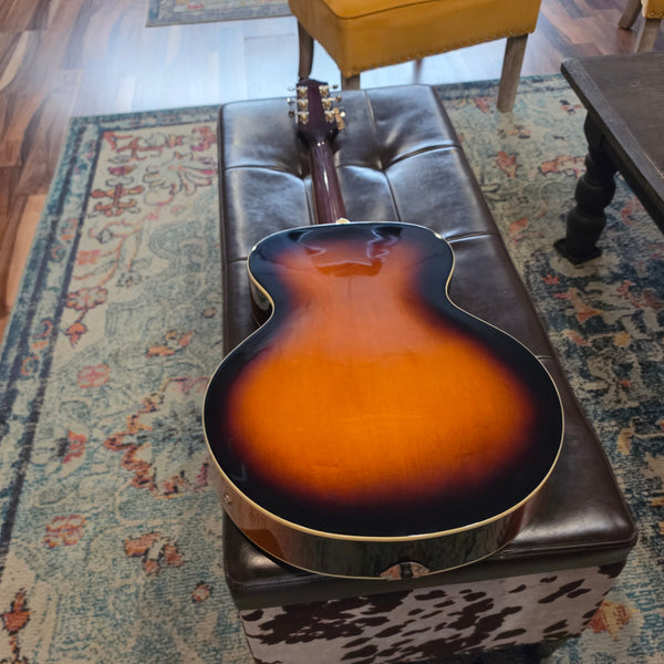 2012 The Loar LH-309-VS - Archtop - Vintage Sunburst - w/Case
