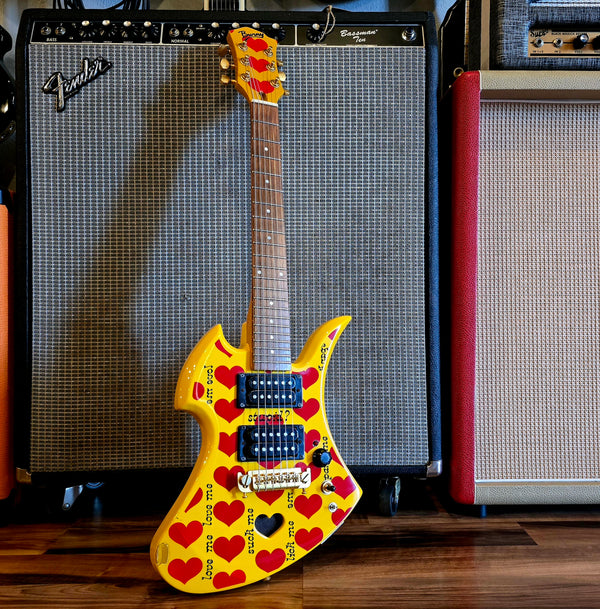 2006 Fernandes Burny YH-JR - Hide Signature Model - Yellow Heart Junior - Built-in-Amp - w/ Gig Bag