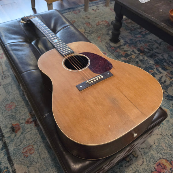 1947 Gibson J-50 - Script Logo - Slope Shoulder - Natural - w/Case