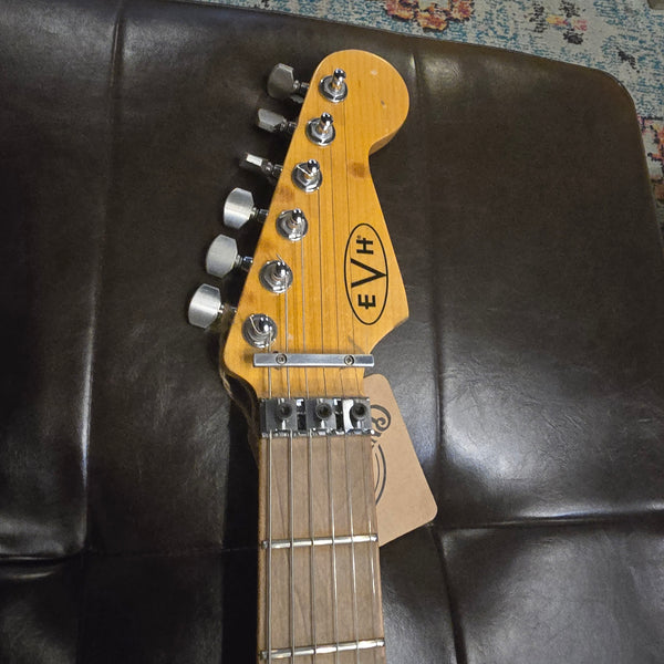 Judah Guitars EVH Frankie Stripes Relic - White / Black - w/HSC