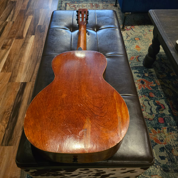 c.1928 Regal Parlor Guitar - X-Braced - Ready to Play! - w/ Case