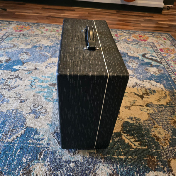 Used Supro 1732 Royale 1x12 Extension Speaker Cabinet 112 - 8-ohm