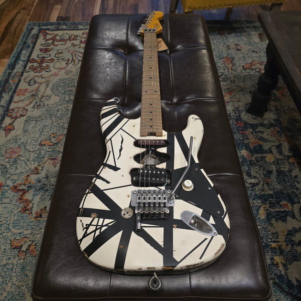 Judah Guitars EVH Frankie Stripes Relic - White / Black - w/HSC