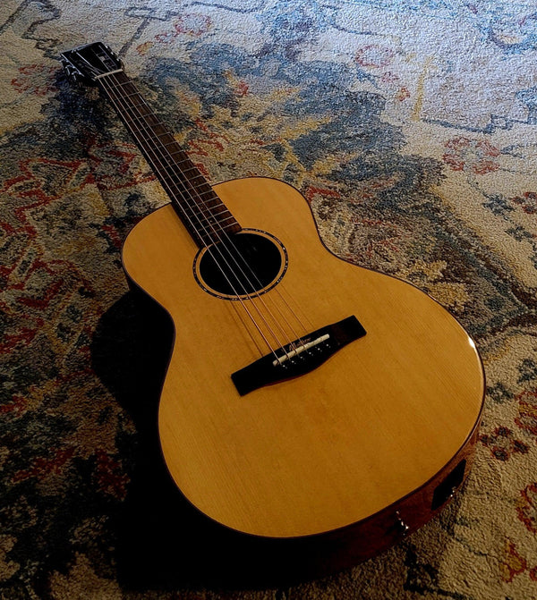 St. Matthew P-2E Acoustic Electric Parlor Guitar w/case - Cumberland Guitars